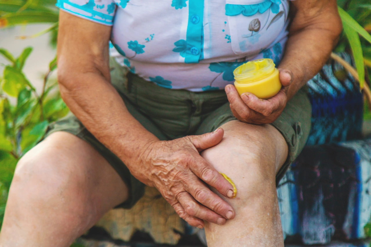 I cibi segreti che bloccano il peggioramento dell’osteoporosi (anche senza farmaci forti)