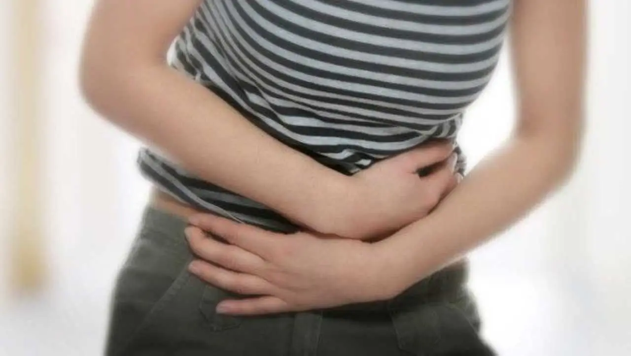 Non è solo mal di pancia: ecco i sintomi nascosti dei problemi intestinali che stai ignorando