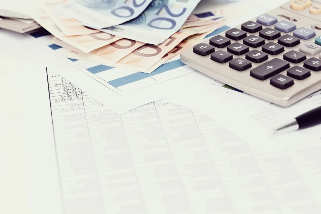 Allerta sulle tue finanze: ecco il numero che indica se sei a rischio di non pagare le spese